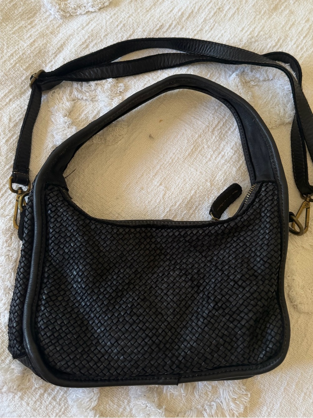 BRAND NEW* MADE IN ITALY 🇮🇹  
Black Woven Leather Shoulder Bag